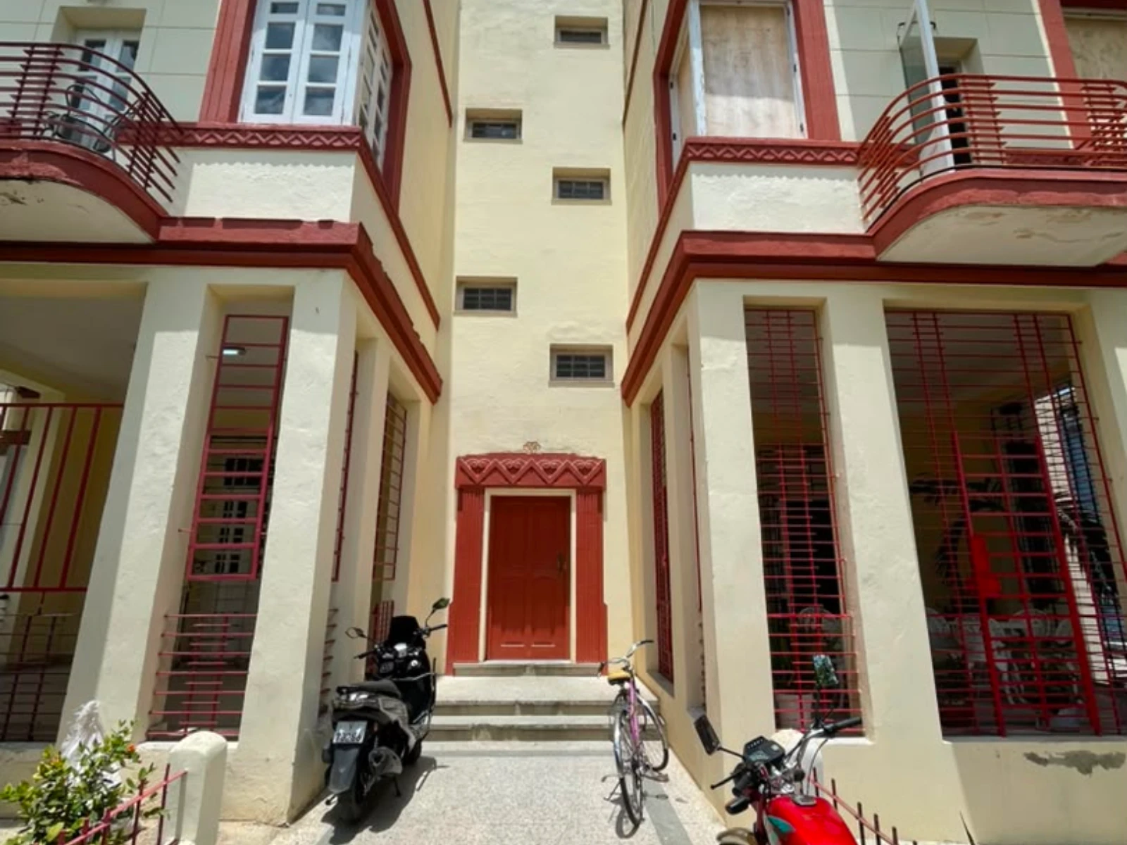 frente de la casa